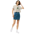 Загрузить изображение в просмотрщик галереи, 1eyeCat - The Skater - Women’s crop top