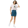Загрузить изображение в просмотрщик галереи, 1eyeCat - The Skater - Women’s crop top