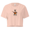 Charger l'image dans la visionneuse de la galerie, Pale pink women's crop top with cartoon cat playing guitar and text 'El Gato Andaluz'.